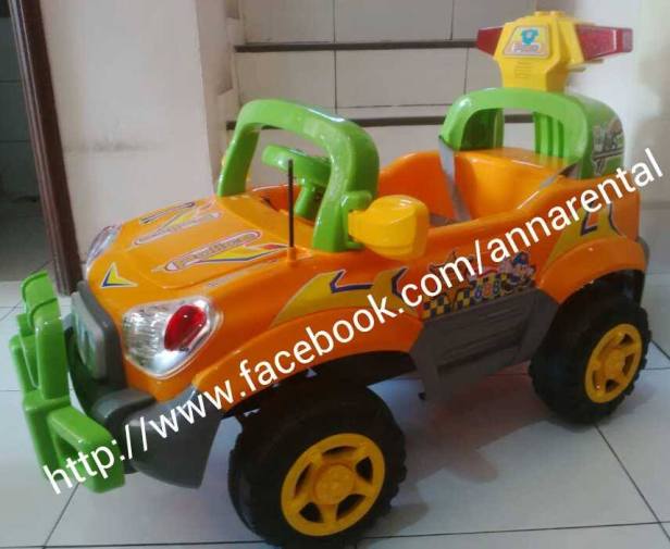 Mobil Aki Jeep remote